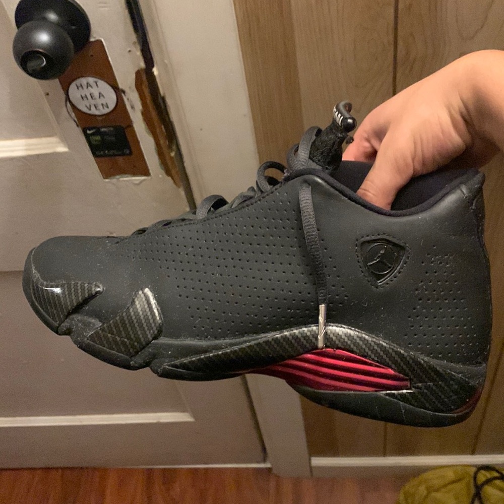 Air Jordan 14 black Ferrari replaceable box size 8.5 condition 8/10